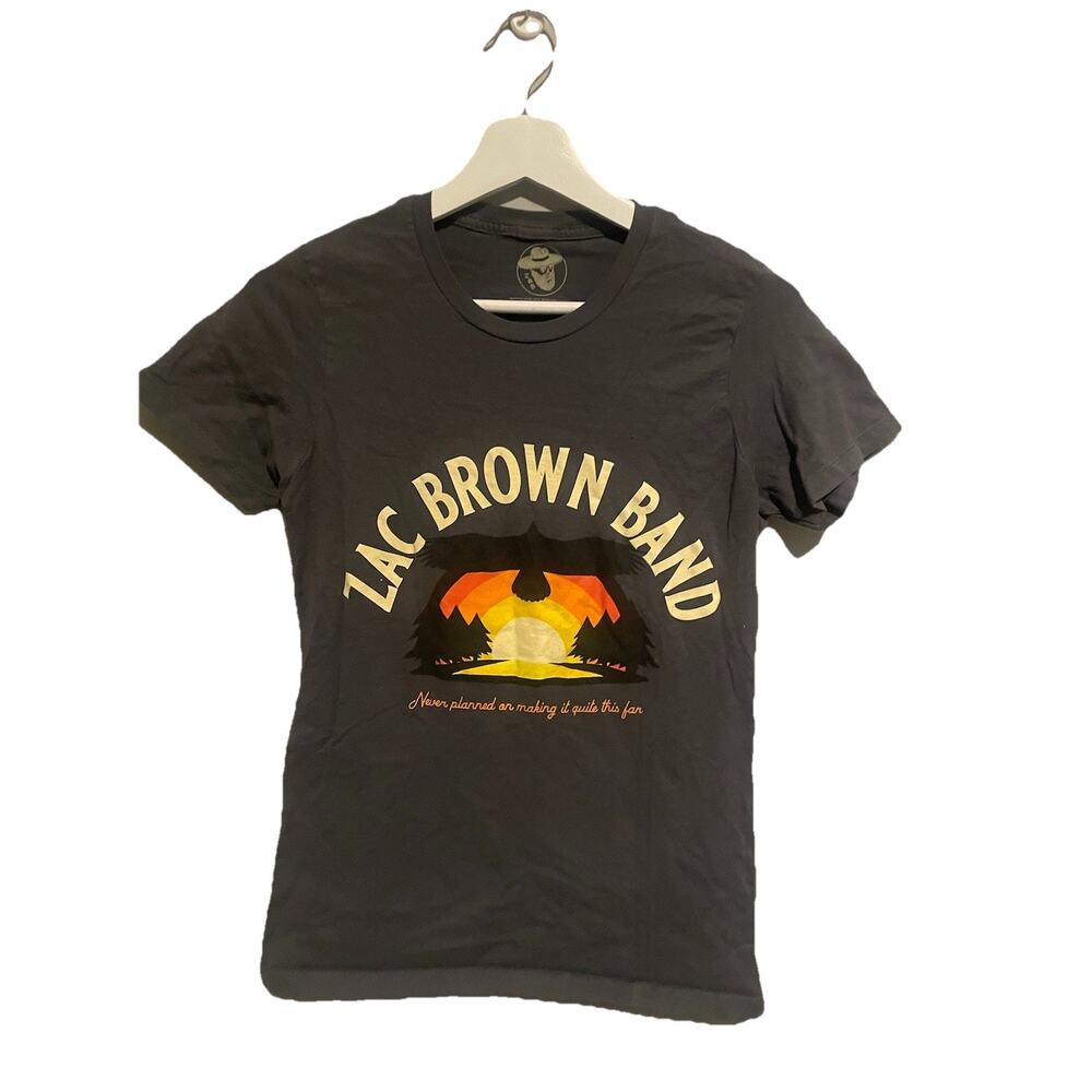 Zac Brown Band 2022 Concert Size Medium Tour “Out In The Middle"‎ T-shirt